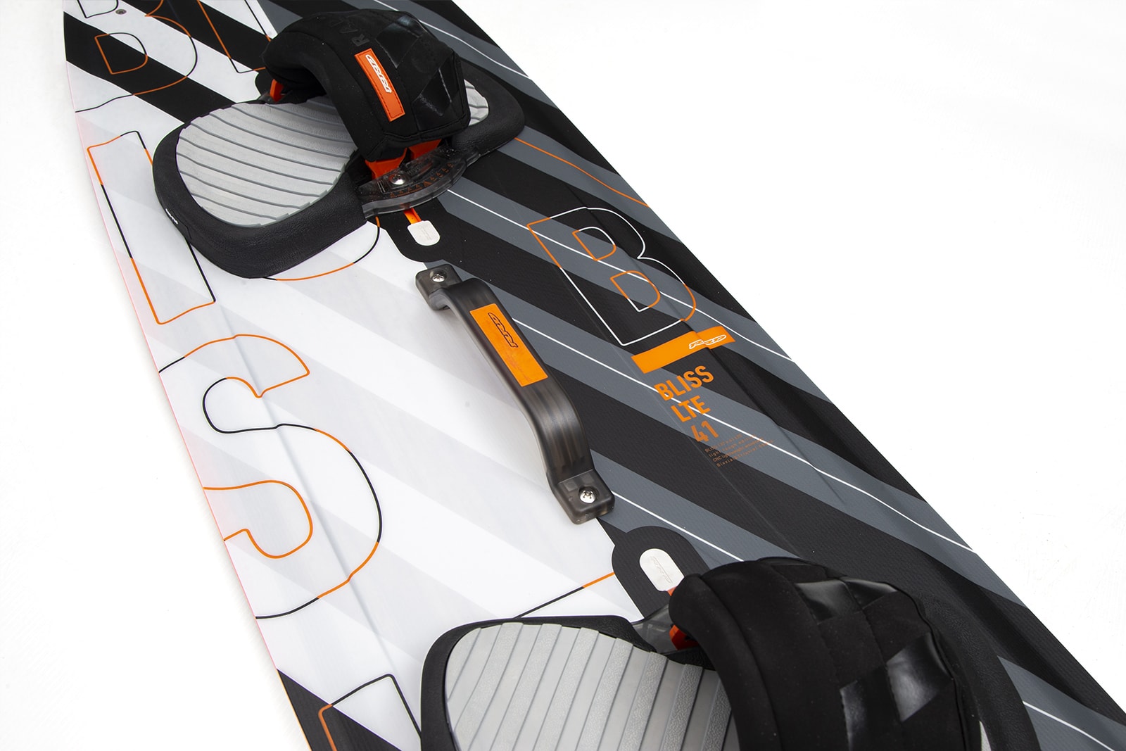 BLISS LTE Y27 rrd kiteboard on kitesurfing windsurfing karlin